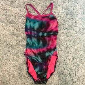 Nike Zigzag Swimsuit💜💙💖🖤